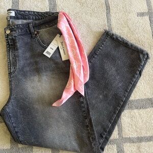 Juicy Couture Charcoal Cropped Jeans with Pink Scarf